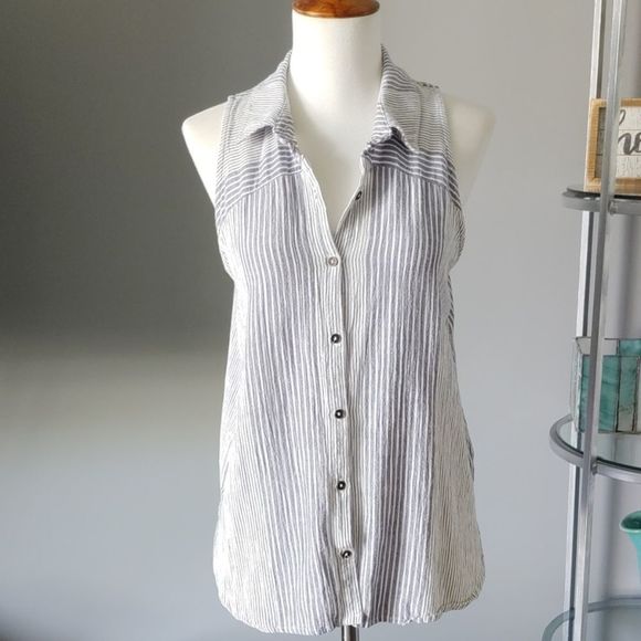 Universal Thread | Tops | Universal Thread | Poshmark